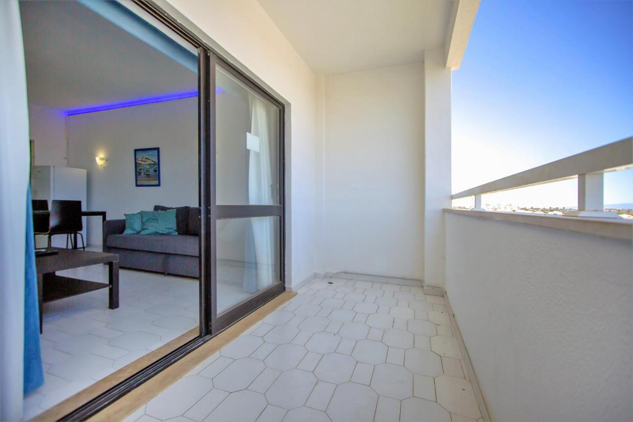 Sea View Apartment - 3 Swimming Pool & Fitness Albufeira Eksteriør bilde