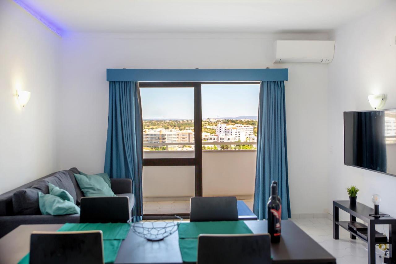 Sea View Apartment - 3 Swimming Pool & Fitness Albufeira Eksteriør bilde