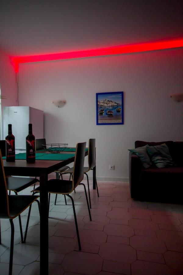 Sea View Apartment - 3 Swimming Pool & Fitness Albufeira Eksteriør bilde