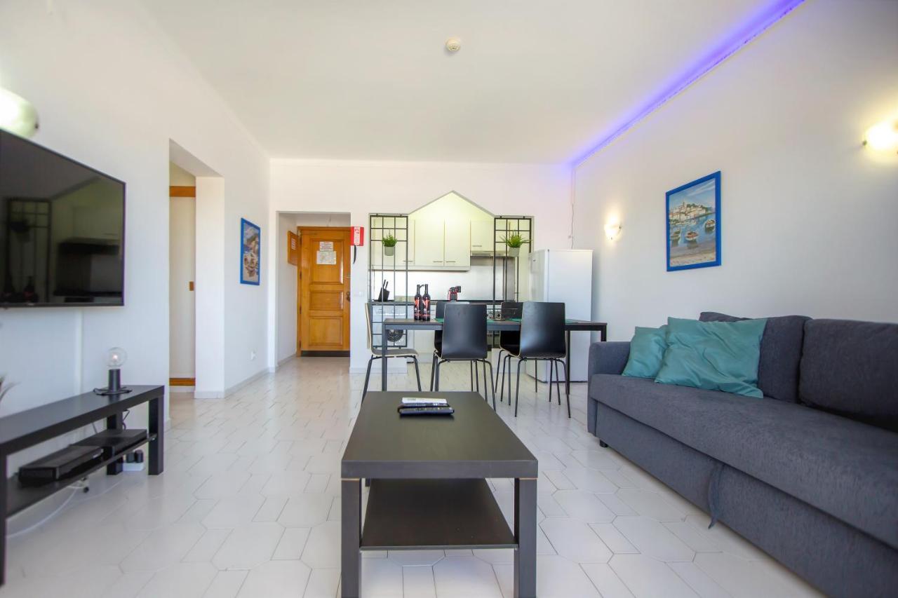 Sea View Apartment - 3 Swimming Pool & Fitness Albufeira Eksteriør bilde