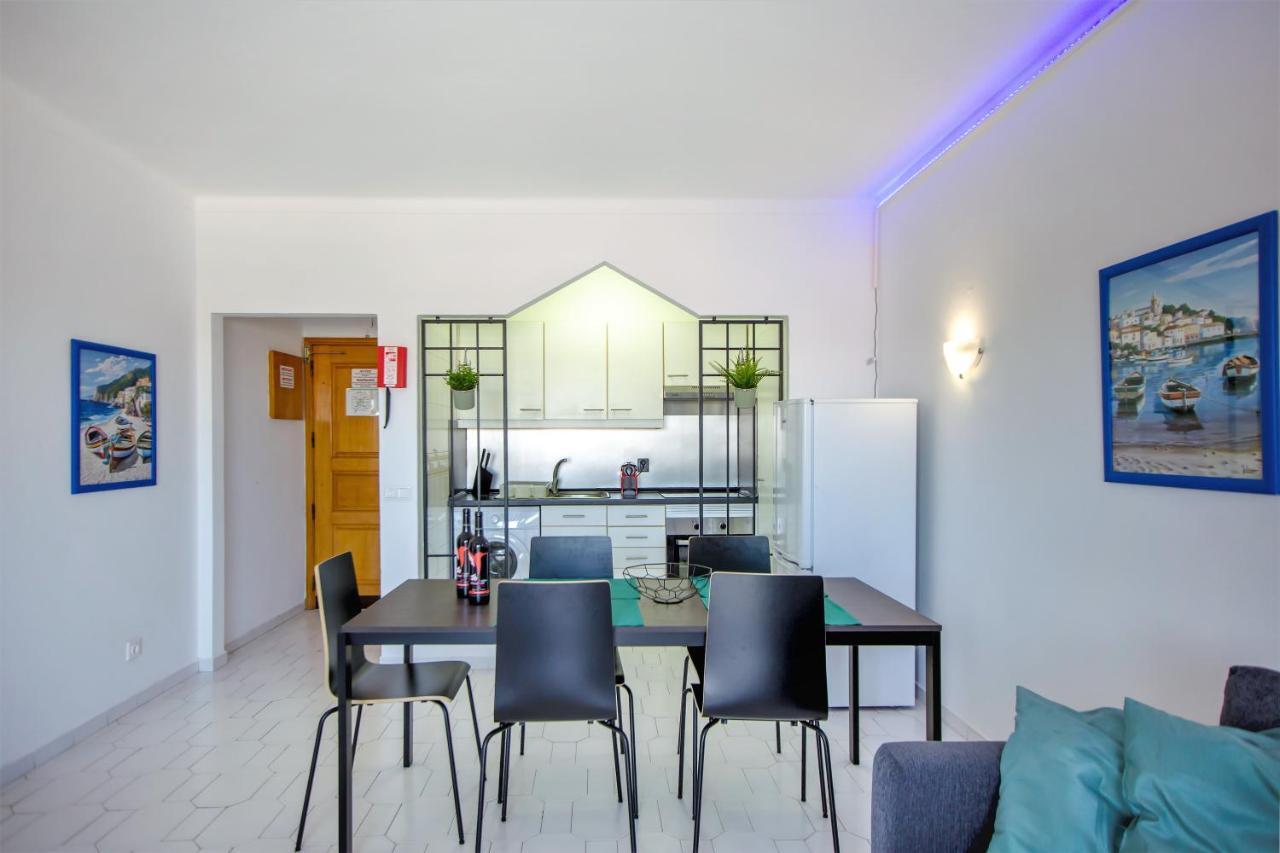 Sea View Apartment - 3 Swimming Pool & Fitness Albufeira Eksteriør bilde