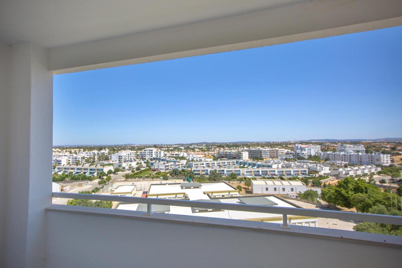Sea View Apartment - 3 Swimming Pool & Fitness Albufeira Eksteriør bilde