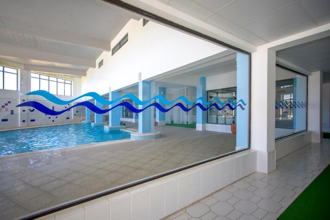 Sea View Apartment - 3 Swimming Pool & Fitness Albufeira Eksteriør bilde