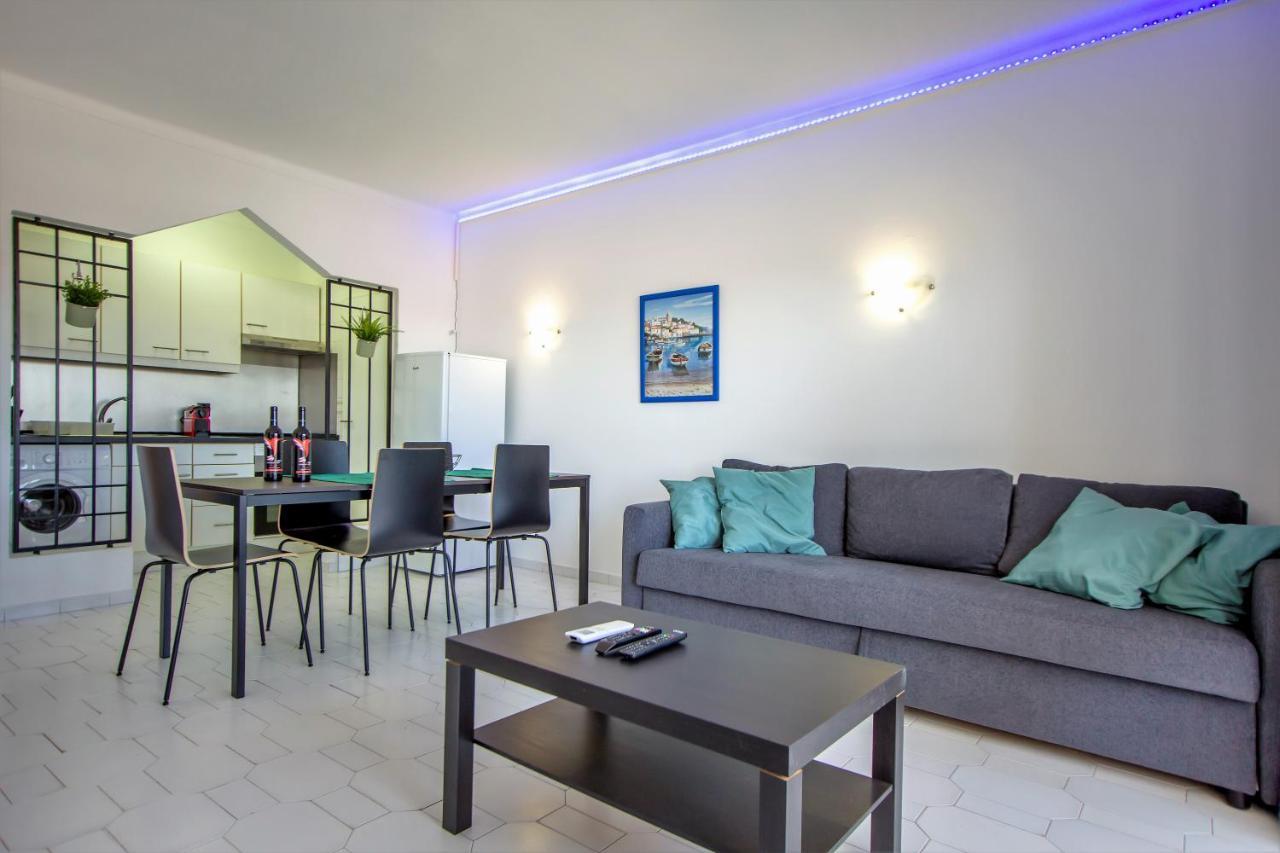Sea View Apartment - 3 Swimming Pool & Fitness Albufeira Eksteriør bilde